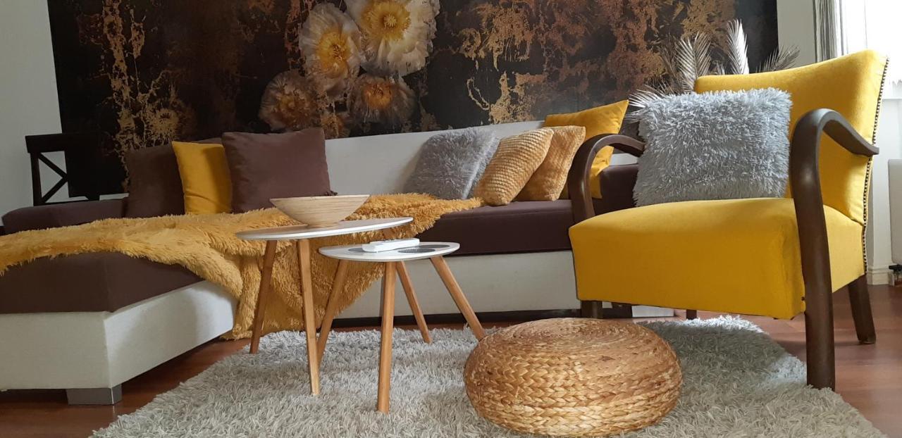 Hedi Apartman Мішкольц Екстер'єр фото